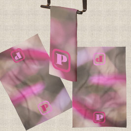 Rosa och Taupe Camo Abstrakt Chic Monogrammad Kökshandduk