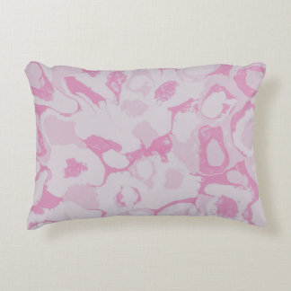 Rosa och vit blommigt prydnadskudde