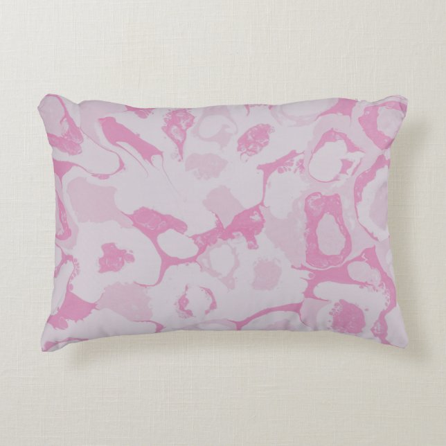 Rosa och vit blommigt prydnadskudde (Framsidan)