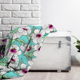 Rosa och vitt Tropiskt Hibiscus-Blommönster Fleecefilt
