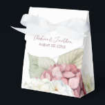 Rosa och vitvattenfärg Hydrangea Flowers Presentaskar<br><div class="desc">Den här romantiska bröllop-presentboxen har en blommigt vattenfärgsdesign med rosa och vita vattendrag. Fintliga buketter av vattenblommor bildas kring grund.</div>