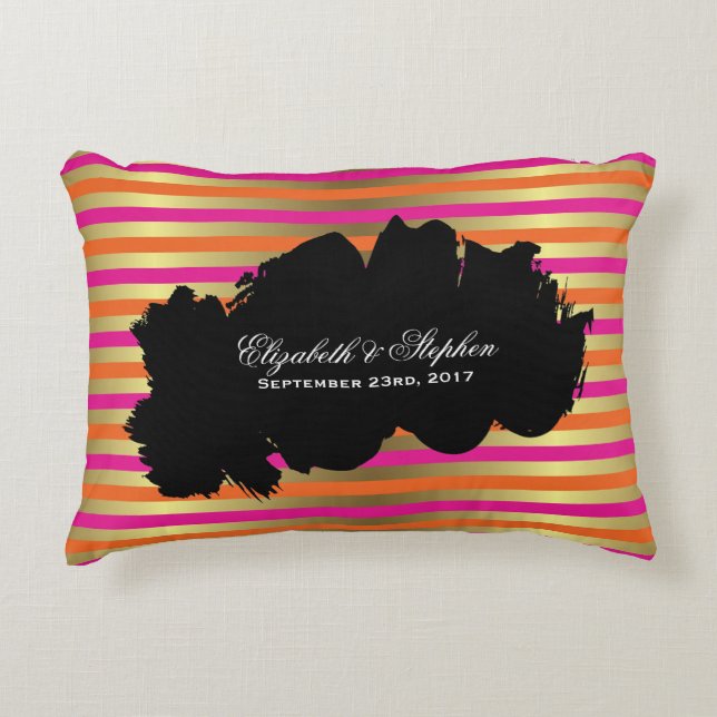 Rosa, Orange & Falskt Guld Metalliska Randiga Bröl Prydnadskudde (Framsidan)