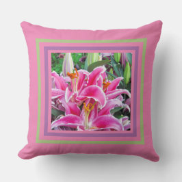 ROSA ORIENTAL DAYLILILIS MED GRÖNT OCH LEVERANTÖR KUDDE