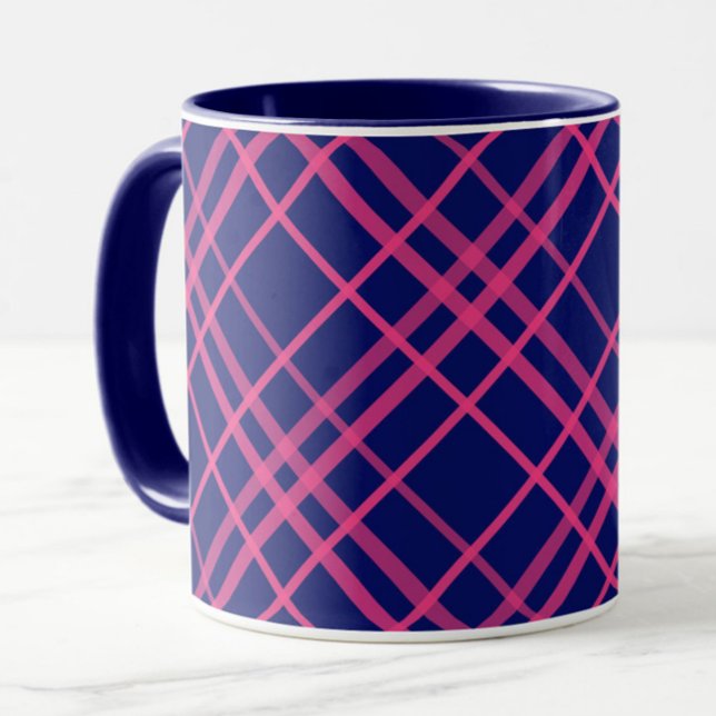 Rosa på blå rutiga linjer design  mugg (Skapare uppladdad)