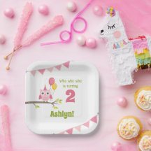 Rosa Party Uggla som fyller 2 andra dagen