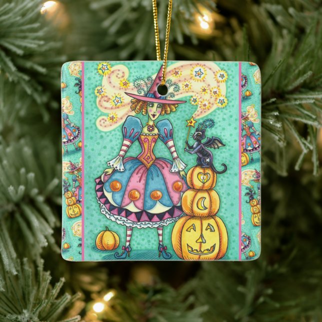 ROSA PARTY WITCH IS HALLOWEEN MAGIC, BLACK CAT JULGRANSPRYDNAD KERAMIK (Träd)