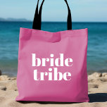 Rosa Personlig Bachelorette Bride Tribe Tote Tygkasse<br><div class="desc">Roligt, flirtig rosa med enkelt lodrät blockering för att anpassa för varje gäst på bachelorette-partiet. Söt vill gärna ha någon som helst bifallsbachelorette, flickor helg, familjeåterförening, bassäng party med mera! "Bride Tribe" på framsidan och anpassa baksidan med gästens namn. Säg mig om du vill att något annat än det du...</div>