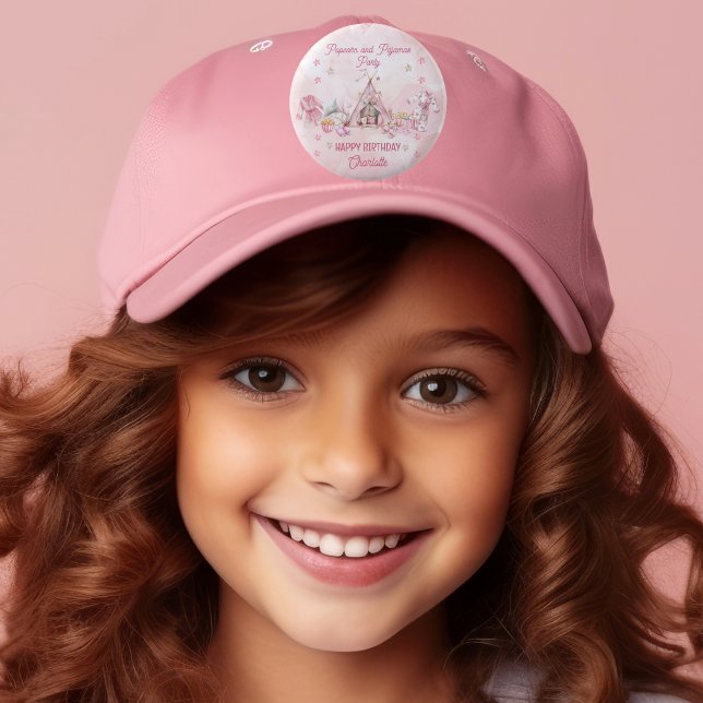 Rosa Popcorn och Pajamas Slumber Födelsedagsfest Knapp (Pink "Popcorn and Pajamas" Slumber | Sleepover Birthday Party Pinback Buttons)