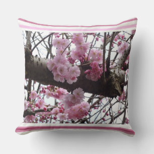 Rosa Prunus Blommar Dekorativ kudde