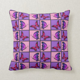 Rosa & purpurfärgade Patchworkfjärilar Kudde