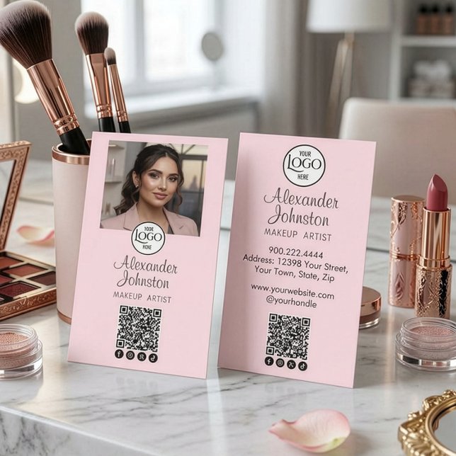 Rosa QR-foto Makeup Artist-varumärke Visitkort (Blush Pink Black Script Social Icon QR Code Photo Makeup Business Card)