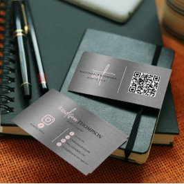 Rosa QR-kod för  av metallstålsskript i Silver Visitkort