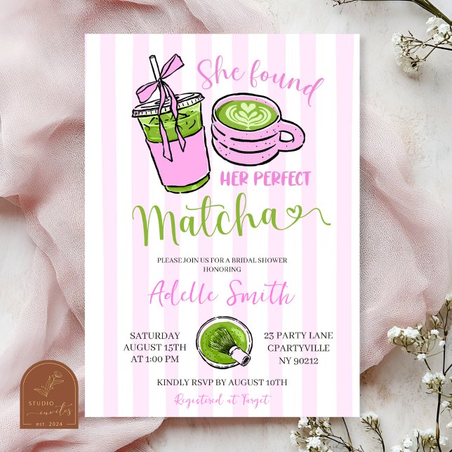 Rosa rand modern Hon hittade sin perfekta matcha Inbjudningar (Skapare uppladdad)