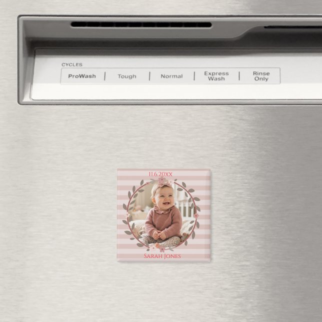 Rosa randig krans babyfoto magnet (In Situ (Dishwasher))
