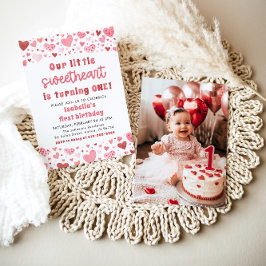 Rosa Red Hearts Little Baby Baby First Birthday Inbjudningar