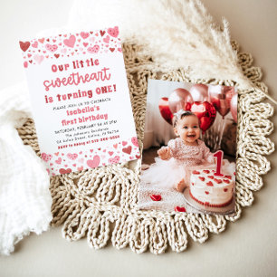 Rosa Red Hearts Little Baby Baby First Birthday Inbjudningar