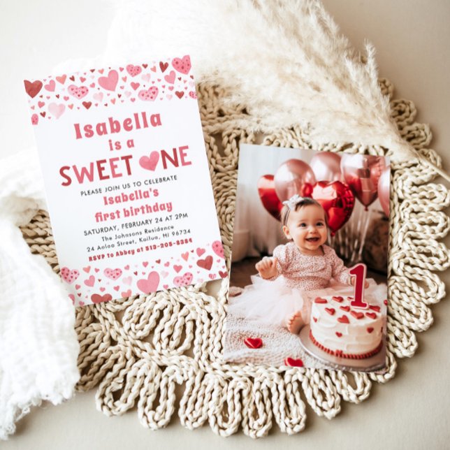 Rosa Red Hearts Sweet One Valentine First Birthday Inbjudningar (Skapare uppladdad)