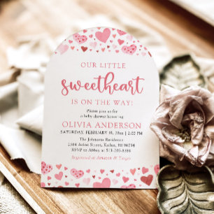 Rosa Red Hearts Vår lilla älskling Baby Shower Inbjudningar