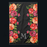 Rosa Red Orange Flowers on Black Kökshandduk<br><div class="desc">Blommönster av rött,  orange,  rosa och blommor och grönt löv på ANY FÄRG BACKGROUND - vi visar svart. Anpassa med ett monogram,  initialer,  namn eller ordspråk. Underbar för dig själv,  en gåva,  bröllop-gåva,  en gåva till husuppvärmning eller för mors dag.</div>