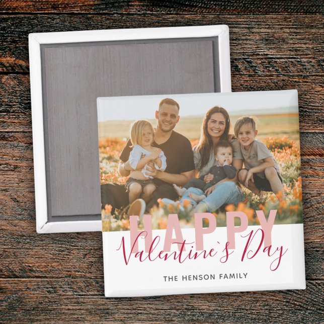 Rosa Red Valentine's Day Script Family Photo Magnet (Skapare uppladdad)