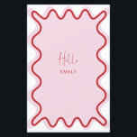 Rosa Red Vibrant Gräns-menykort med namn<br><div class="desc">Designat att samordna med vår Vågigt Gräns Collection, så har det här moderna menykortet trendiget och det populära vågigt gräns i rött färg på vit bakgrund. Om du vill fånga din gästs uppmärksamhet med en popup på färg på inbjudan till trendiget är den här sviten perfekt för dig. Om du...</div>
