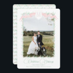 Rosa Ribbon Vapensköld Greenery Vintage julfoto Julkort<br><div class="desc">Rosa Ribbon Vapensköld Greenery Vintage jul Photo Helgdag Card. Det här vackra jullfotkortet har vattenfärgsgröna ytor med mjuk rosa och vapensköld som ram för ett foto. Det är perfekt om du är tittar för ett klassiskt,  söderut,  barnsligt julkort. Meddelande mig om du behöver justera eller matcha objekt:)</div>