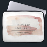 Rosa ro personlig modern snyggt laptop fodral<br><div class="desc">Rosa chic elegant-design i ro med modern snyggt. På trenden är rosa ro guld gigantisk. En del av en modern samling.</div>