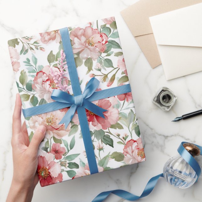 Rosa röd blomsterfödelsedag presentpapper (Gifting)