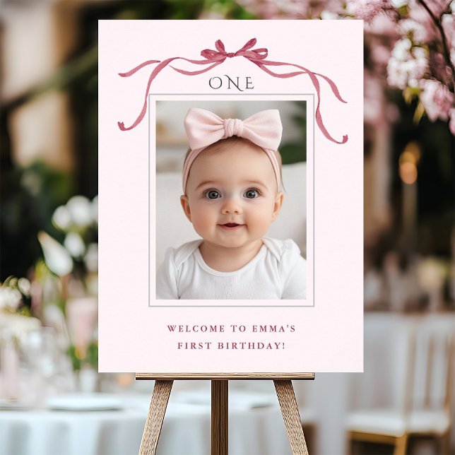 Rosa rödbågig flicka 1-års födelsedagsvälkomstskyl poster (Skapare uppladdad)