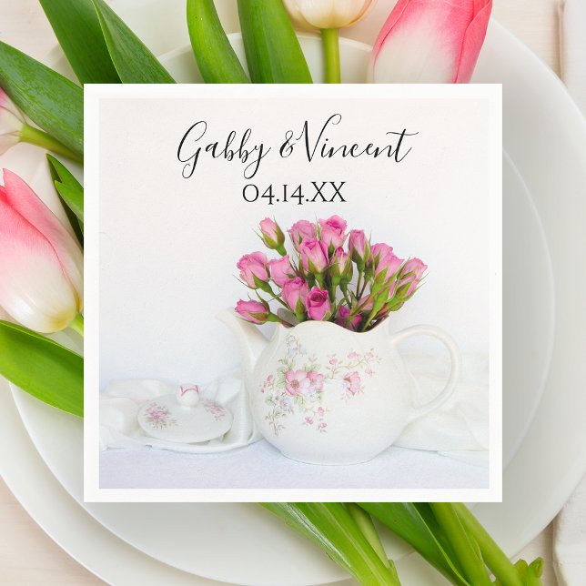 Rosa ros Flowers i Tekanna Bröllop Pappersservett (Skapare uppladdad)