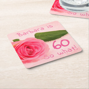 Rosa ros Funny 60 så vilken Blommigt 60:e födelsed Underlägg Papper Kvadrat