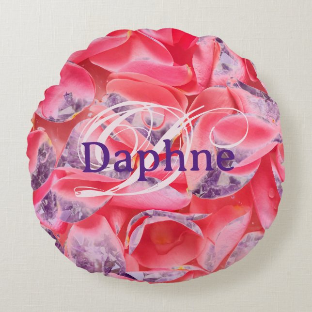 Rosa ros Girly Blommigt Modern Monogram Namn Rund Kudde (Framsidan)