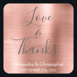 Rosa ros Guld Chic Metallic Kärlek & Tack Fyrkantigt Klistermärke<br><div class="desc">Rosa - Ro Guld och Grått Typography Script Faux Faux Metallic Elegant Kärlek och Tack - Metall Favor Sticker som kan användas som kuvertförsegling. Det här klistermärket kan anpassas till ditt namn och datum för bröllop. Det här klistermärket ingår i en matchande samling av bröllop och ytterligare matchande artiklar kan...</div>