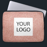 Rosa ros Guld Glitter - Anpassningsbarnas Logotyp  Laptop Fodral<br><div class="desc">Rosa ros Faux Glitter och Gnistra Elegant Anpassningsbar Logotyp för säljfrämjande åtgärder för bärbara datorer eller Sleeve Promotional Guld. Det här fodral kan anpassas så att det omfattar företagets eller företagets logotyp.</div>
