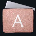 Rosa ros Guld Glitter och Gnistra Monogram Laptop Fodral<br><div class="desc">Rosa ros Faux Glitter och Gnistra Elegant Monogram Fodral. Fodral kan anpassas så att det omfattar ditt första och första namn.</div>