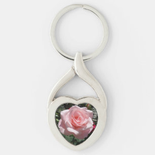 Rosa ros Hjärtnyckelring Twisted Heart Silverfärgad Nyckelring