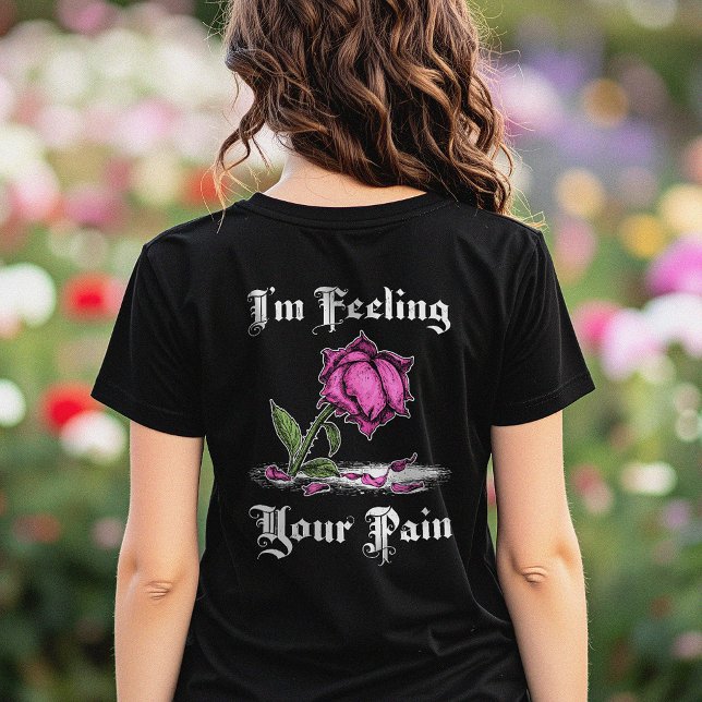 Rosa ros i Förtvivlan vit text framsida och baksid T Shirt (Skapare uppladdad)