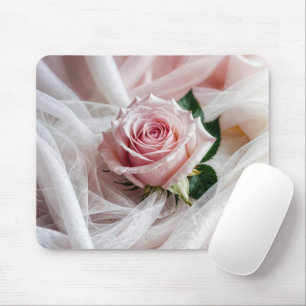 Rosa ros i Tulle Musmatta
