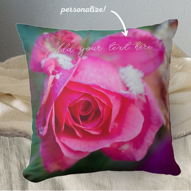Rosa ros med snöflingor kudde (Skapare uppladdad)