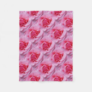 rosa ros petals fleecefilt