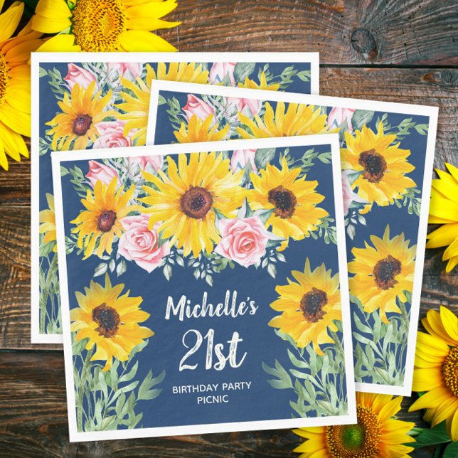 Rosa ros Solblommor Blå 21:a födelsedagen Pappersservett (Sunflowers and pink roses on navy blue custom birthday party paper napkins)