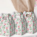 Rosa ros Watercolor Blommigt Vintage Garden Presentaskar<br><div class="desc">Söt vattenfärgsrutor för blommigt. Utformningen har en ljus rosa bakgrund över rosa mönster i rosa ros. Om du vill koordinera inbjudningar,  kontorsprogram,  spel och evenemangsdecor kan du bläddra i Vintagen Tea Party Baby Shower Collection eller meddela mig om du vill lägga till ytterligare objekt som du behöver.</div>