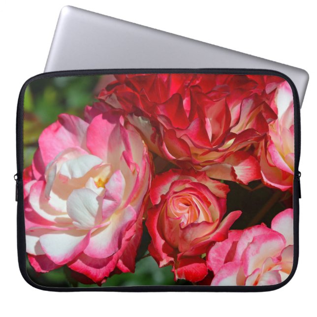 Rosa rosblommor laptop sleeve (Framsidan)