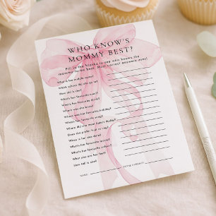 Rosa rosett Vem vet mest om Mamma Baby Shower-kort Inbjudningar