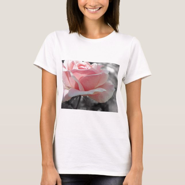 Rosa rosgrått t-shirt (Framsida)