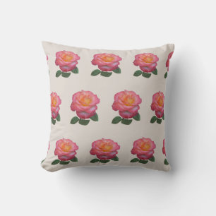 Rosa rosmönster på sand beige kudde