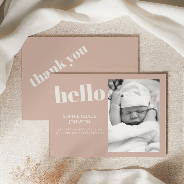 Rosa sandstens typografi Baby Shower-kort Inbjudningar (Skapare uppladdad)
