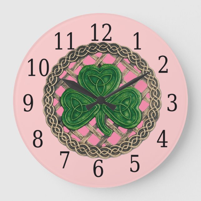 Rosa Shamrock och keltiska knop Rund klocka (Framsida)