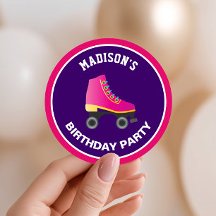 Rosa skate rullskridsko födelsedagsfest förmån runt klistermärke