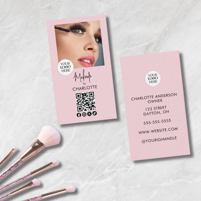 Rosa Skriptlogotyp QR-kod Foto Makeup Visitkort (Skapare uppladdad)